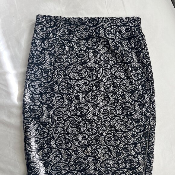 Wilfred Pencil Skirt - Picture 1 of 5